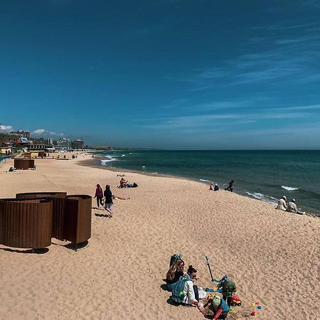 2-Х Комнатная Квартира, Первая Линия От Моря Apartment Chornomorsk Luaran gambar