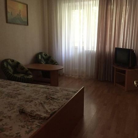 2-Х Комнатная Квартира, Первая Линия От Моря Apartment Chornomorsk Luaran gambar